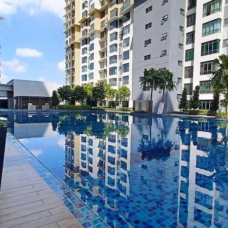 Homestay Arc Cozyhome Austin Hills 4-5Pax Johor Bahru Esterno foto