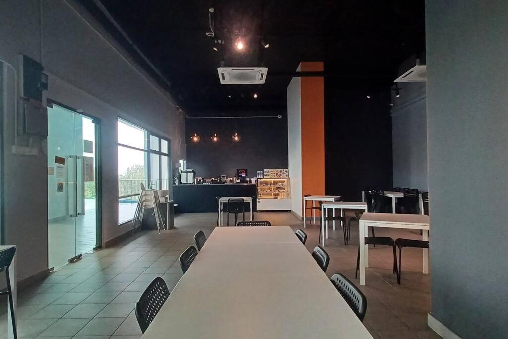 Homestay Arc Cozyhome Austin Hills 4-5Pax Johor Bahru Esterno foto