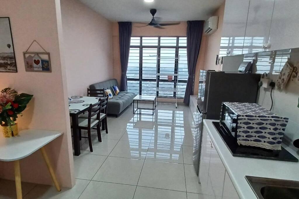 Homestay Arc Cozyhome Austin Hills 4-5Pax Johor Bahru Esterno foto