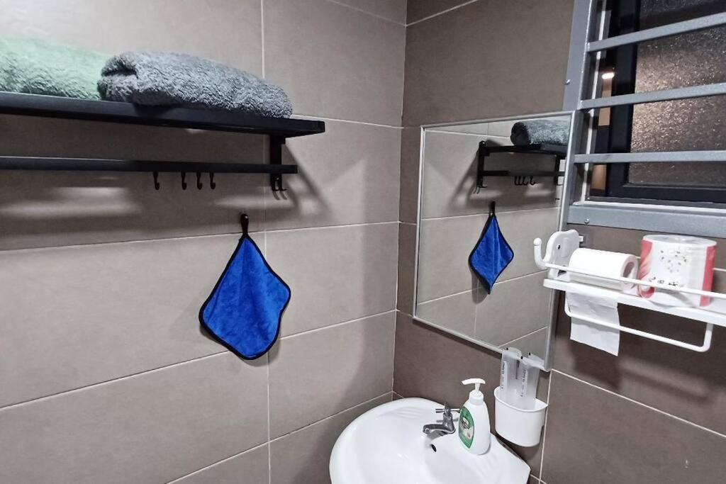 Homestay Arc Cozyhome Austin Hills 4-5Pax Johor Bahru Esterno foto